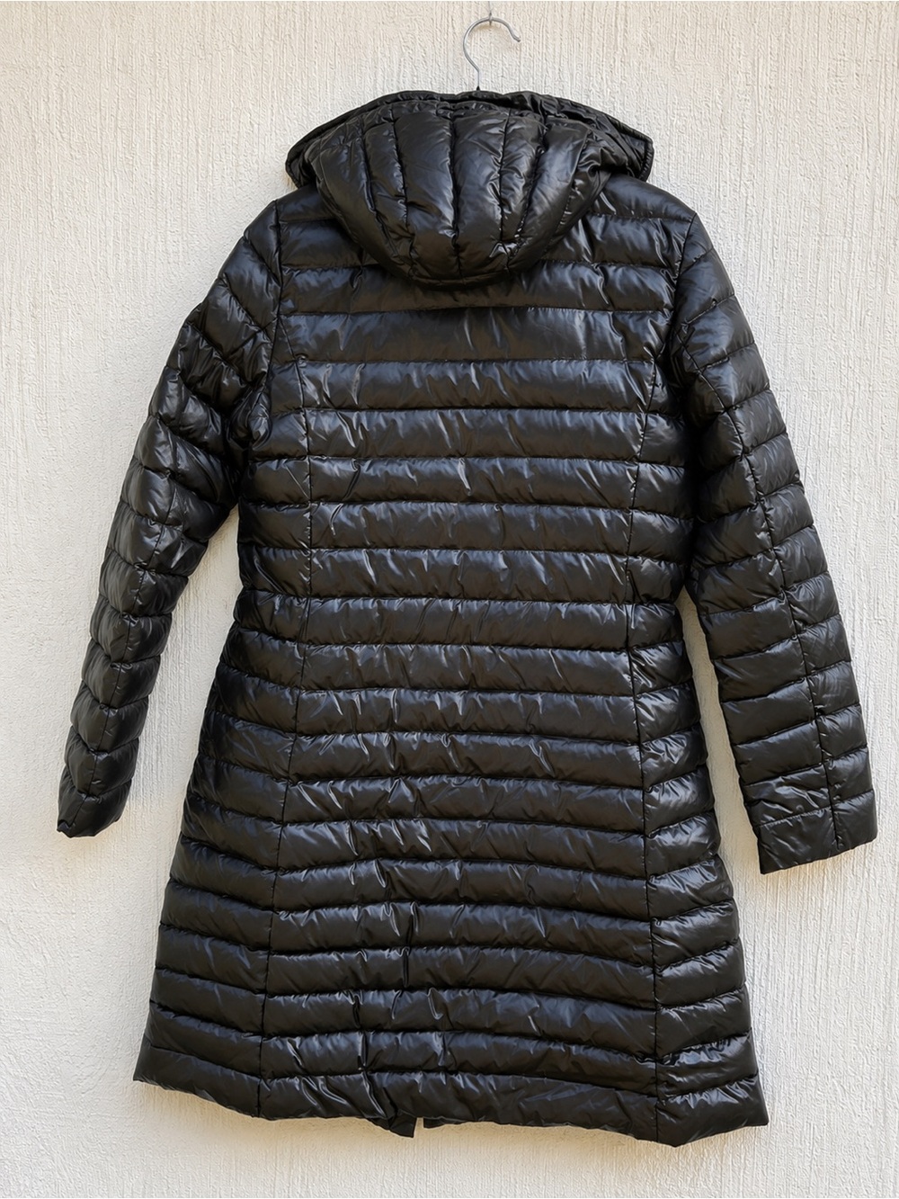 Moncler Black Long Hooded Down Puffer Coat Size 2 Logo Patch Luxury Winter - Picture 2 of 9